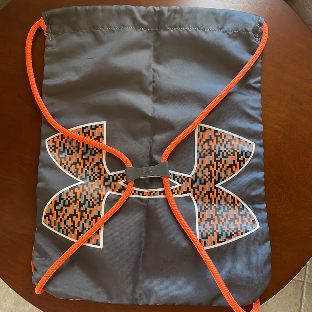 Under Armor Drawstring Backpack - Picture 2 of 2